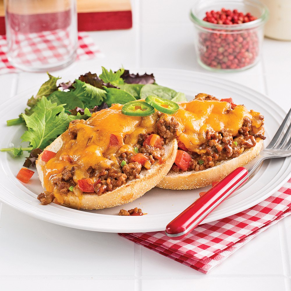 Boeuf haché barbecue sur pain burger